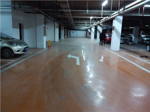 泰安車(chē)庫(kù)環(huán)氧地坪漆 佳祥建材一站式解決方案，打造耐用美觀停車(chē)場(chǎng)